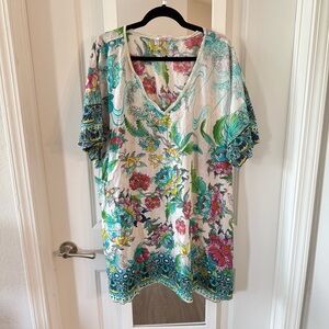 Johnny Was Cotton V Neck Blouse Size 2X Color Cream Green